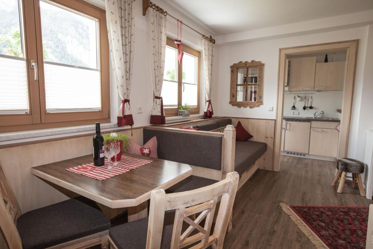 Apart Angela Mayrhofen Chambre photo
